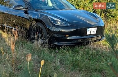 Седан Tesla Model 3 2021 в Ковелі