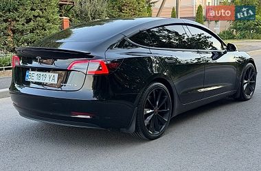 Седан Tesla Model 3 2018 в Николаеве