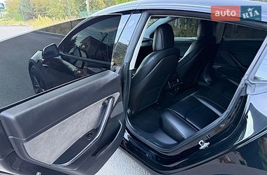 Седан Tesla Model 3 2018 в Николаеве