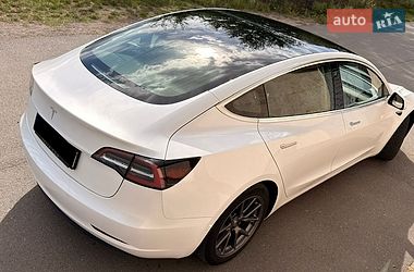 Седан Tesla Model 3 2020 в Ковеле