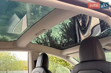 Седан Tesla Model 3 2020 в Ковеле