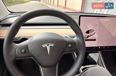 Седан Tesla Model 3 2020 в Ковеле