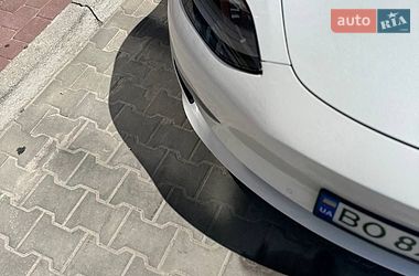 Седан Tesla Model 3 2022 в Тернополі