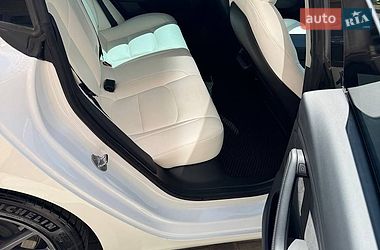 Седан Tesla Model 3 2022 в Тернополі