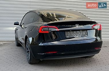 Седан Tesla Model 3 2022 в Рівному