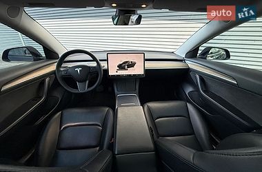 Седан Tesla Model 3 2022 в Рівному