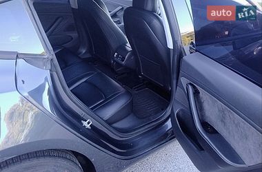 Седан Tesla Model 3 2018 в Киеве