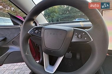 Седан Tesla Model 3 2025 в Львове