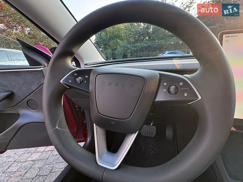 Седан Tesla Model 3 2025 в Львове