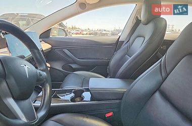 Седан Tesla Model 3 2018 в Моршине
