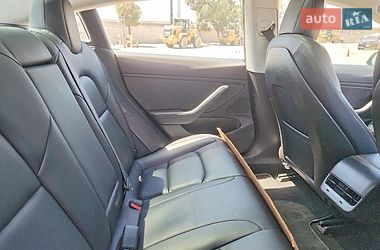 Седан Tesla Model 3 2018 в Моршине