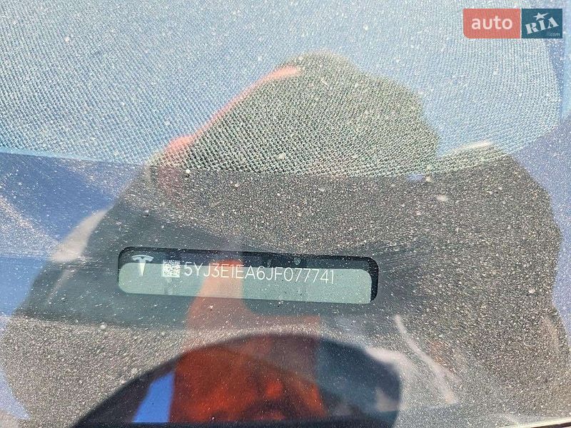 Седан Tesla Model 3 2018 в Моршине