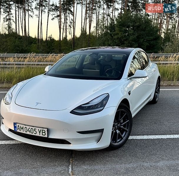 Tesla Model 3 2019
