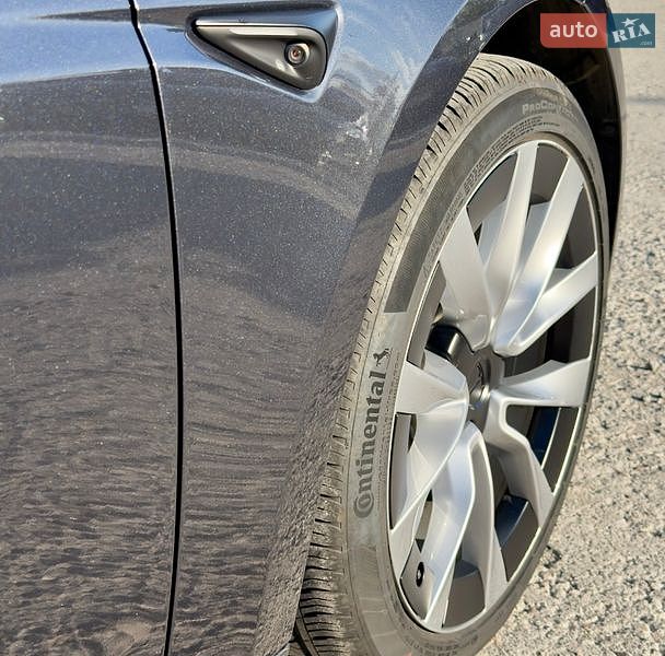 Седан Tesla Model 3 2024 в Вінниці