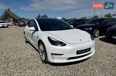 Седан Tesla Model 3 2022 в Ивано-Франковске