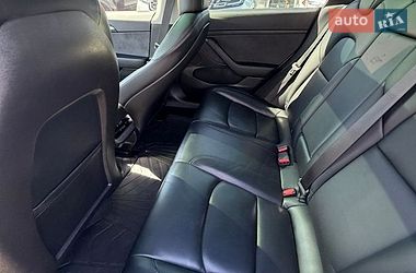 Седан Tesla Model 3 2022 в Ивано-Франковске