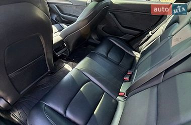 Седан Tesla Model 3 2022 в Ивано-Франковске