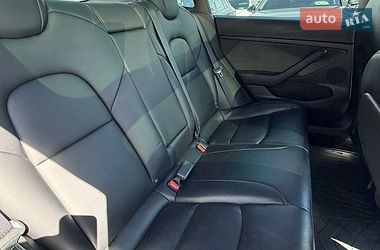 Седан Tesla Model 3 2022 в Ивано-Франковске