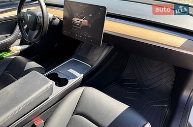 Седан Tesla Model 3 2022 в Ивано-Франковске