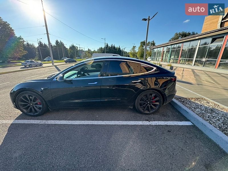 Седан Tesla Model 3 2020 в Дніпрі фото 2 Седан Tesla Model 3 2020 в Дніпрі