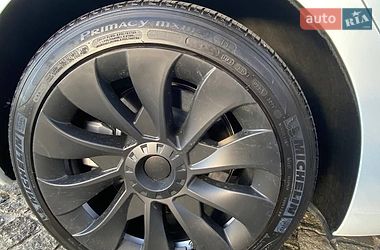 Седан Tesla Model 3 2021 в Дніпрі