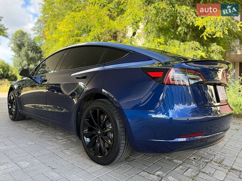 Седан Tesla Model 3 2021 в Дніпрі фото 6 Седан Tesla Model 3 2021 в Дніпрі