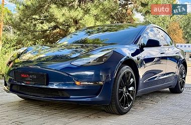 Седан Tesla Model 3 2021 в Дніпрі фото 22 Седан Tesla Model 3 2021 в Дніпрі
