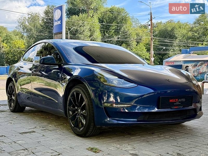 Седан Tesla Model 3 2021 в Дніпрі фото 25 Седан Tesla Model 3 2021 в Дніпрі