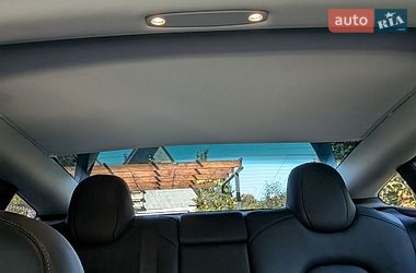 Седан Tesla Model 3 2019 в Костопілі