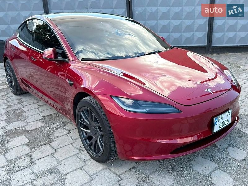 Седан Tesla Model 3 2024 в Подольске