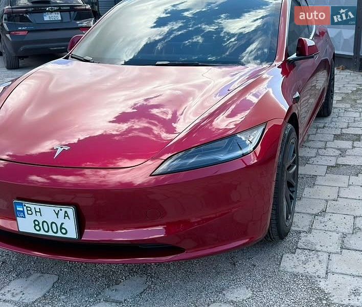 Седан Tesla Model 3 2024 в Подольске