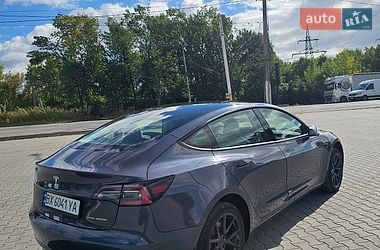Седан Tesla Model 3 2022 в Хмельницком
