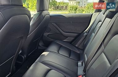Седан Tesla Model 3 2022 в Хмельницком