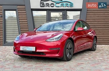 Седан Tesla Model 3 2021 в Виннице