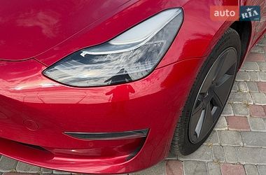 Седан Tesla Model 3 2021 в Виннице