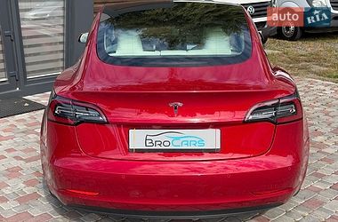 Седан Tesla Model 3 2021 в Виннице
