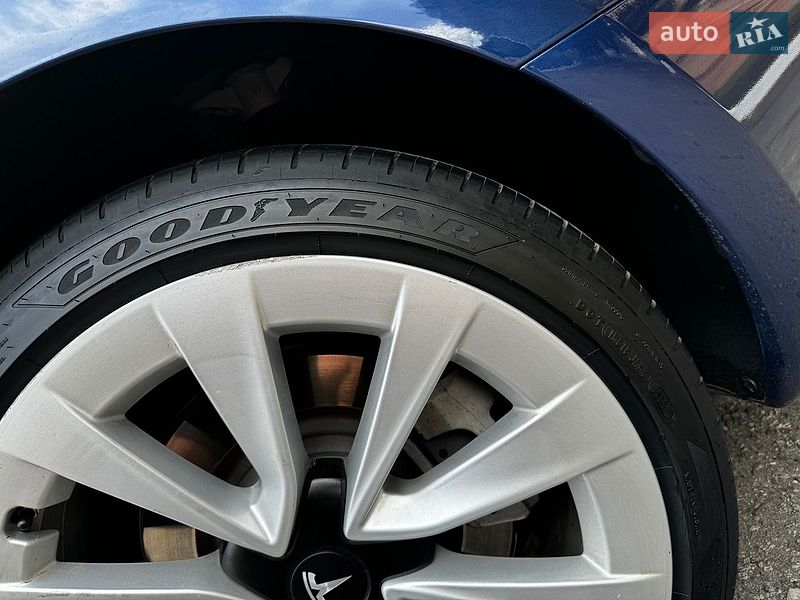 Седан Tesla Model 3 2023 в Полтаві фото 19 Седан Tesla Model 3 2023 в Полтаві