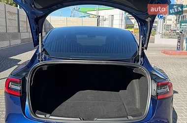Седан Tesla Model 3 2019 в Одессе