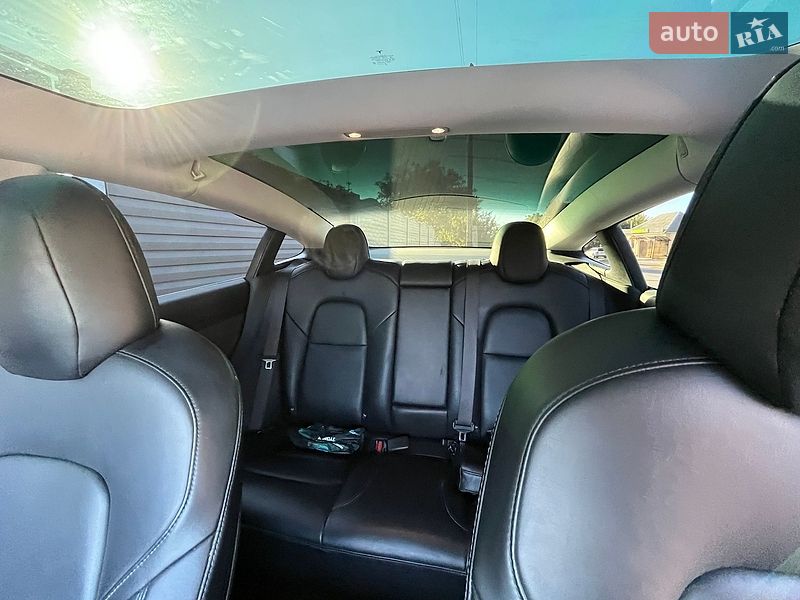 Tesla Model 3 2018