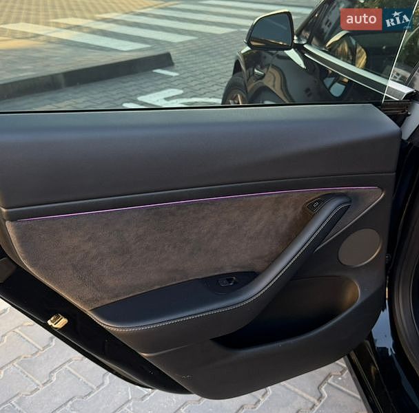 Седан Tesla Model 3 2022 в Києві фото 14 Седан Tesla Model 3 2022 в Києві