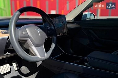Седан Tesla Model 3 2018 в Киеве