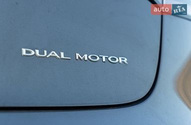 Седан Tesla Model 3 2021 в Львове