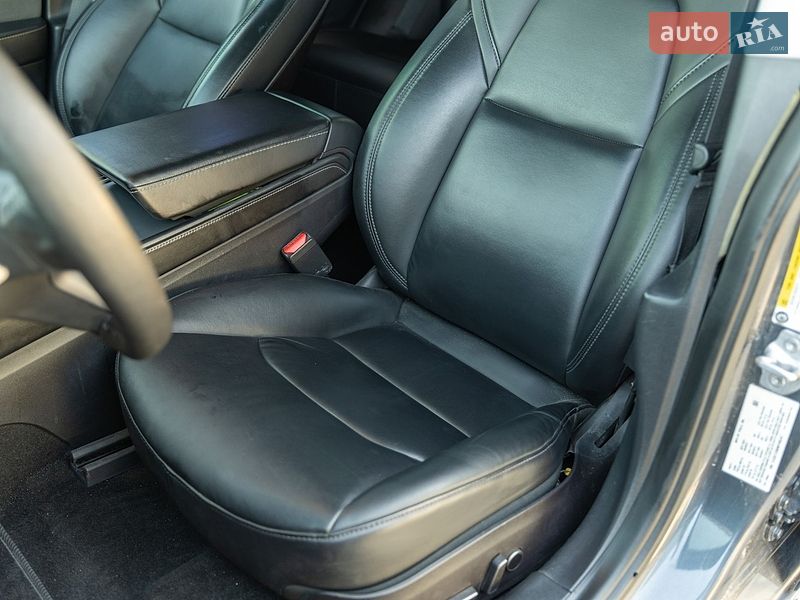Седан Tesla Model 3 2021 в Львове