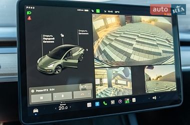 Седан Tesla Model 3 2021 в Львове