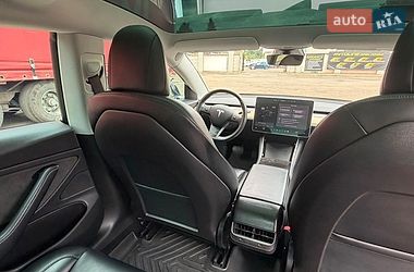 Седан Tesla Model 3 2019 в Кривом Роге
