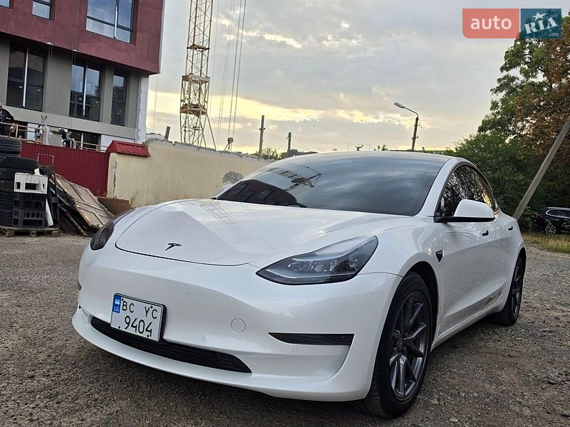 Седан Tesla Model 3 2021 в Львові фото 11 Седан Tesla Model 3 2021 в Львові