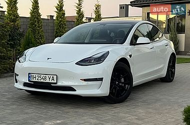 Седан Tesla Model 3 2021 в Одессе