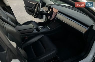 Седан Tesla Model 3 2021 в Одессе