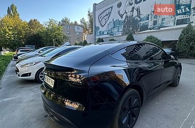 Седан Tesla Model 3 2024 в Дніпрі