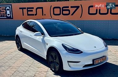 Седан Tesla Model 3 2018 в Харкові